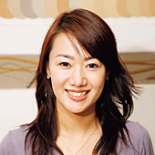 井上奈香さん
