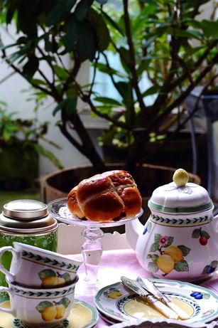 Hot Cross Buns 006_R
