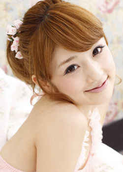 小倉優子さん