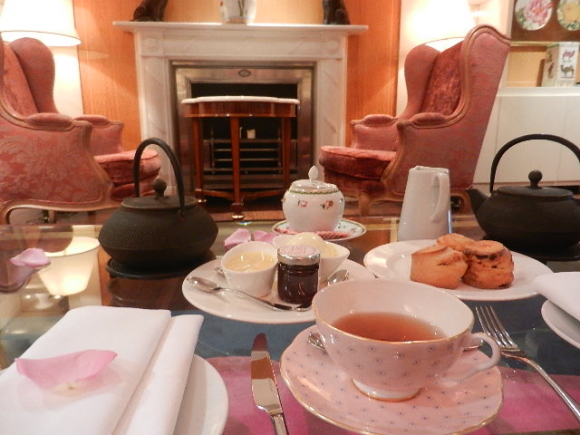 Cream Tea in LD 1 Cream Tea in LD 1