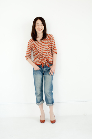 IMG_1367 仕事柄、動きやすいパンツやカジュアルが多いという加代子ちゃん。数年前に購入したデニムのダメージや色落ちがいい感じ!