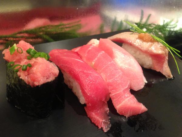 新鮮な海鮮が食べられる、築地の朝ごはんのお店