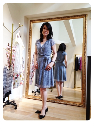 c いつも美しいSさんは、銀座にお買い物に来たマダムっぽくラップワンピースで上品に。