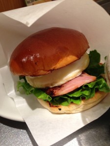 ベーコンエッグバーガー