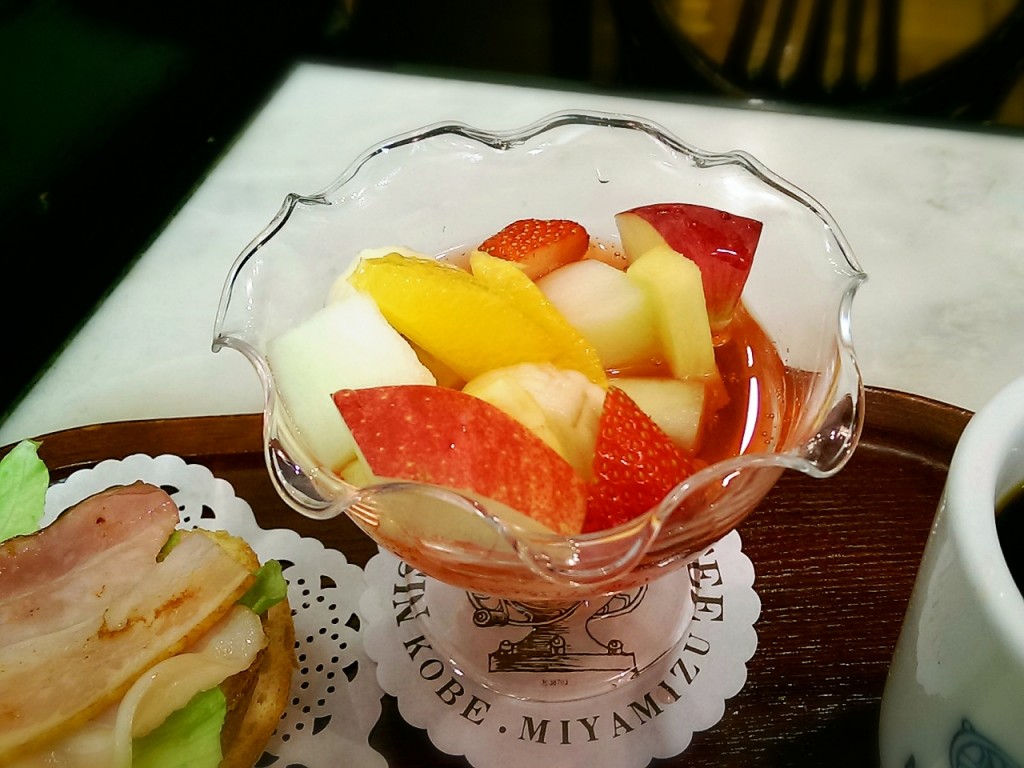 2015-06-02-20-41-13_deco