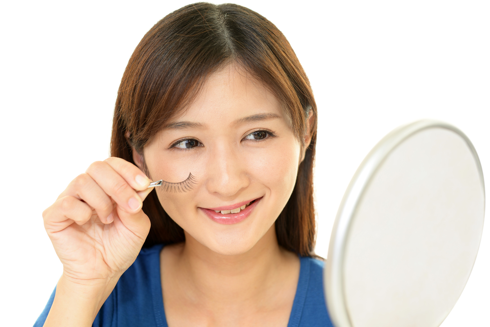 100円ショップの○○がマスカラに？むくみ解消ブラシに！？プチプラ裏ワザ4選