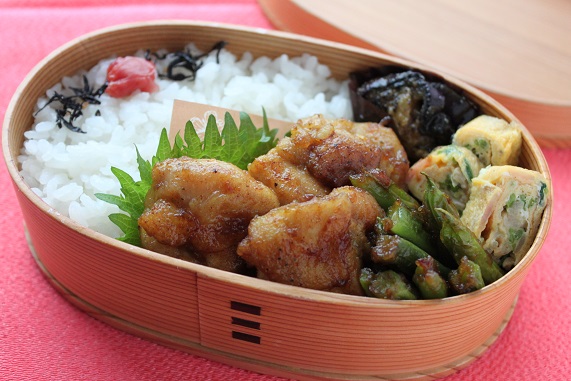 鶏とインゲン豆のカレー照り焼きのお弁当