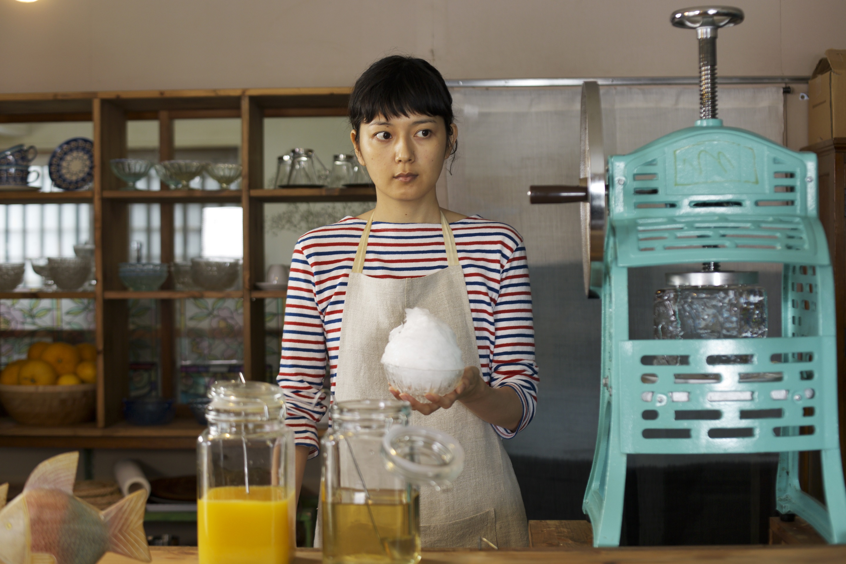 糖蜜とみかん水とエスプレッソ。小さなかき氷店の物語『海のふた』映画公開！