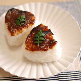 10分でできる「味噌焼きおにぎり」～簡単わくわく朝ごはん～