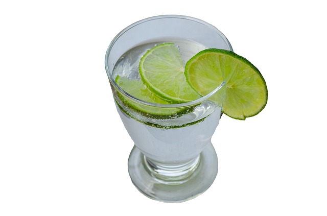 glass-371210_640