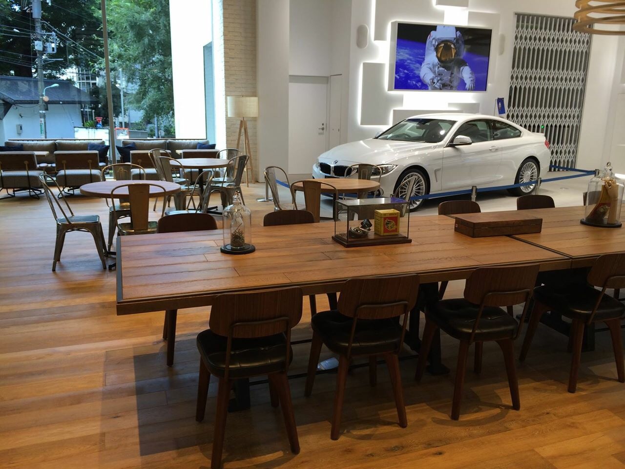 【渋谷】NEW！外車を眺めながらcoolな朝ごはん@ カフェ１８８６　アット　ボッシュ【vol.64】
