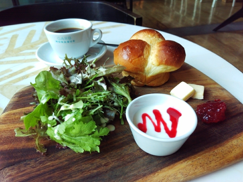 【大阪・梅田の朝食】大阪の玄関口すぐの早起きカフェ@GARB MONAQUE