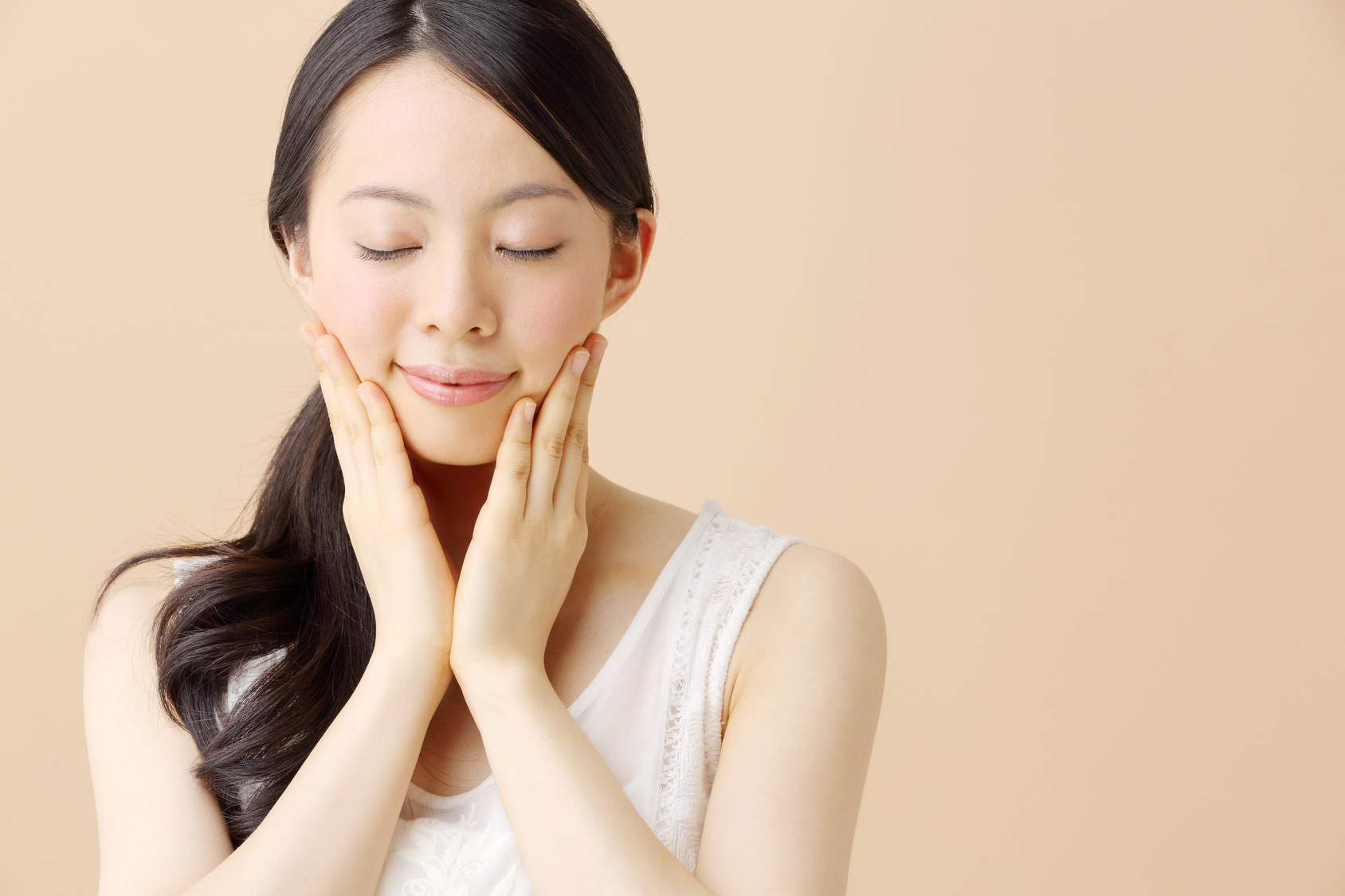 冬の乾燥に！プチプラ手作りミスト化粧水で”うるツヤ”肌♪