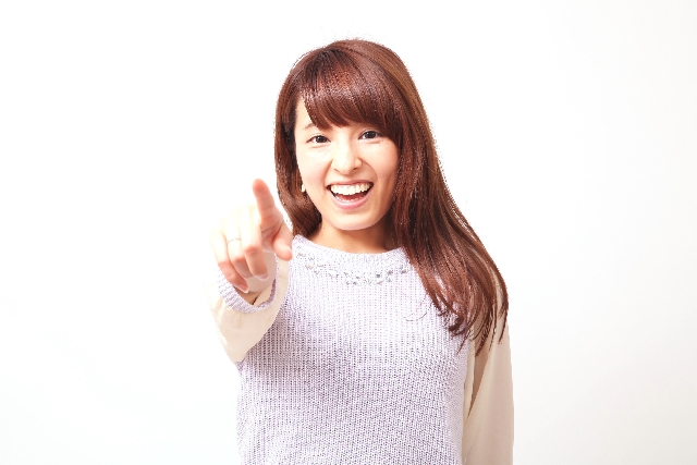 「オバさん」と「お姉さん」の境界線。そのポイントは見た目と行動！