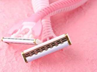 カミソリによるムダ毛処理と注意点