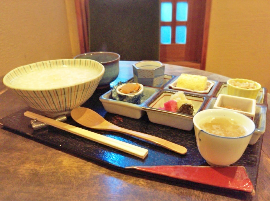 【大阪・玉造の朝食】ほっこり温まるお粥モーニング@kotikaze（こちかぜ）