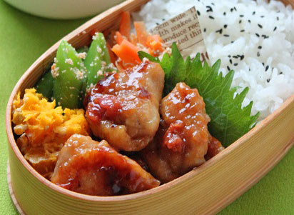 食欲がない日もご飯がすすむ♪「鶏の梅照り焼き」のお弁当