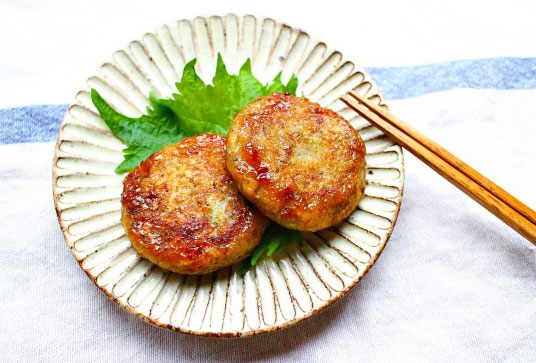 旬の大根で！丸めて焼けばモッチモチ♪「大根餅」の朝ごはん