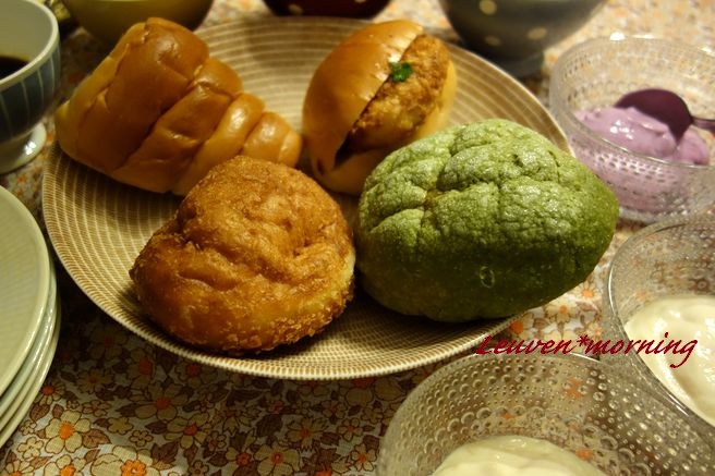 日本の菓子パン&惣菜パン