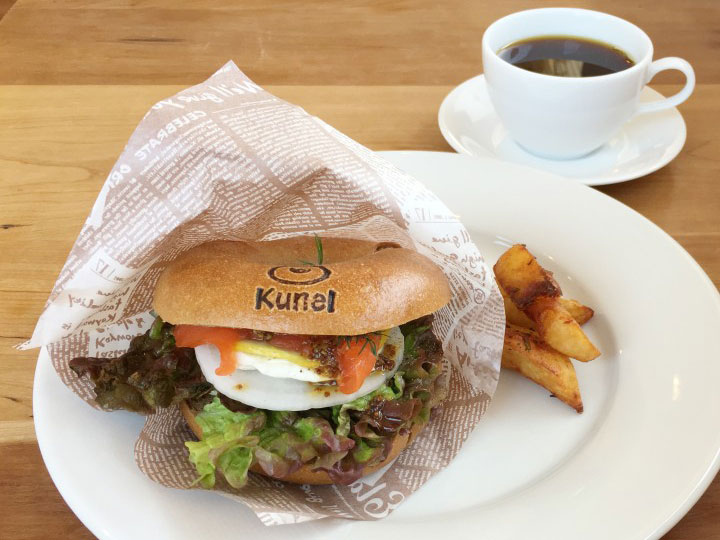 【京都・宇治】川のせせらぎとともに「RAKU」でのんびりモーニング