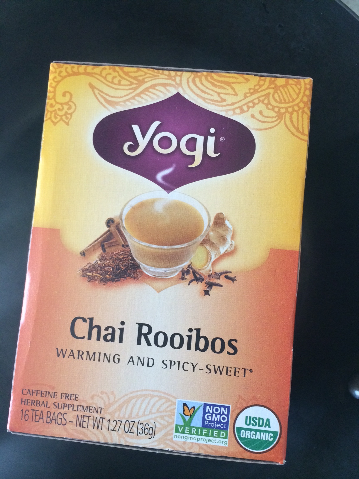 yogi teaノンカフェインのロイヤルミルクチャイ