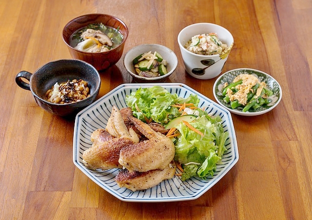 A型に合うのは日本食とヨガ！？「血液型別」食事法
