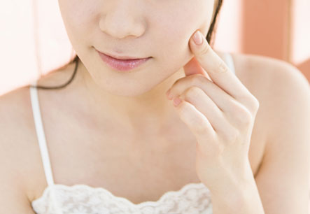 バイバイ！しつこい「大人ニキビ」の予防と撃退法