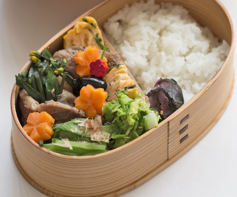 食中毒を防ぐ！夏に欠かせない「お弁当の保冷テク」5つ
