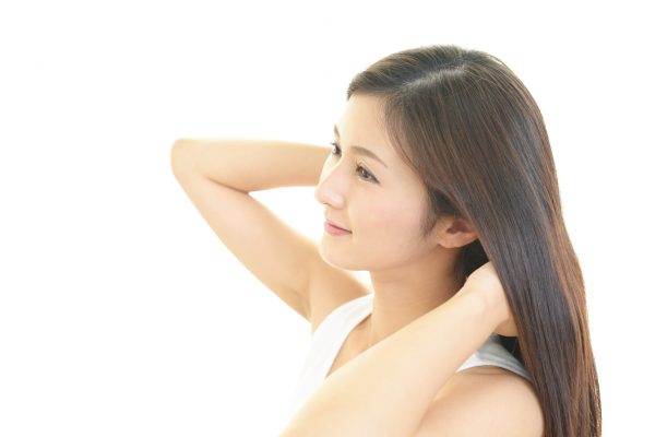 ヘアケア女性_江口_20160629_Fotolia_81259190_Subscription_Monthly_M