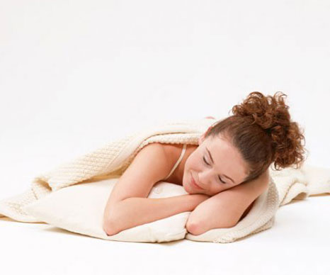 夏のプチ不眠にはモーツァルト！？音楽による快眠効果とは