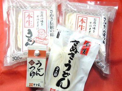 つるつるっと食べたい！行列ができる「もり家」の生さぬきうどん
