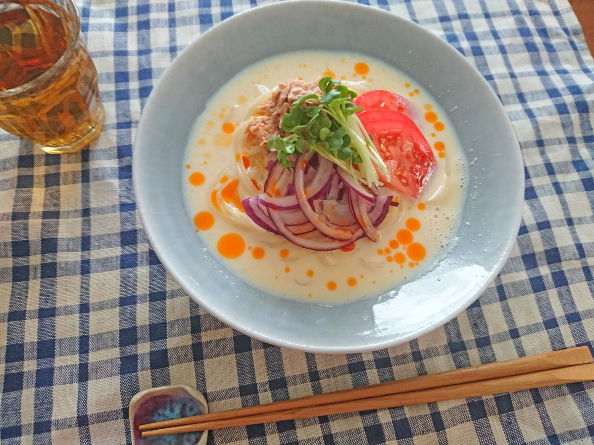 冷凍うどんで時短！火を使わずパパっと「冷やしうどん」2種