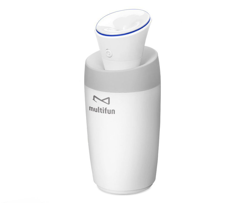 デスクや旅先に！コンパクトなのにしっとり潤う「USB ミニ加湿器」