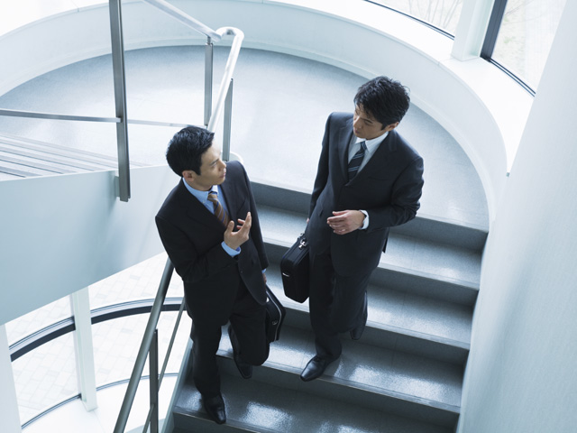 「なぜ？どうかした？」と聞き返したい時、英語でどう言う？