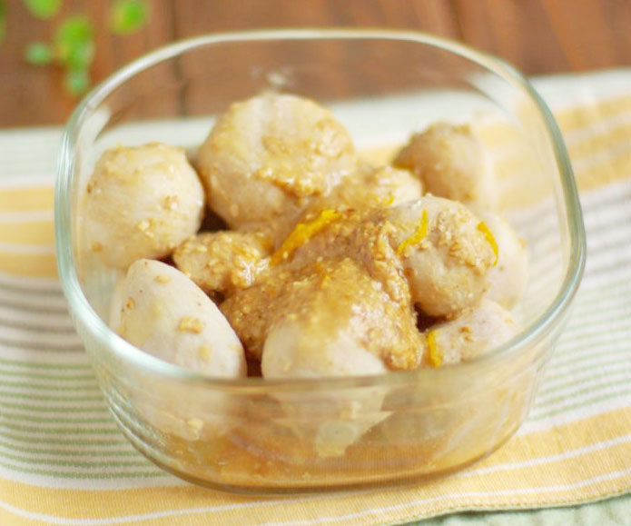 作り置きだからこその味わい！味が染みておいしい「里芋のゆず味噌」