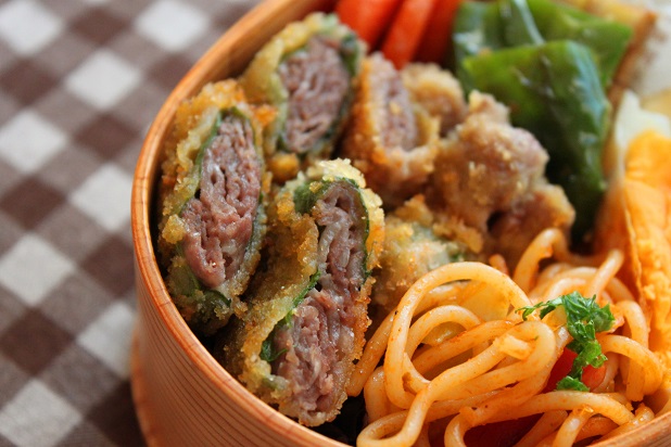 “しみ醤油”でジューシーに！「牛こま肉のやわらかカツ」のお弁当