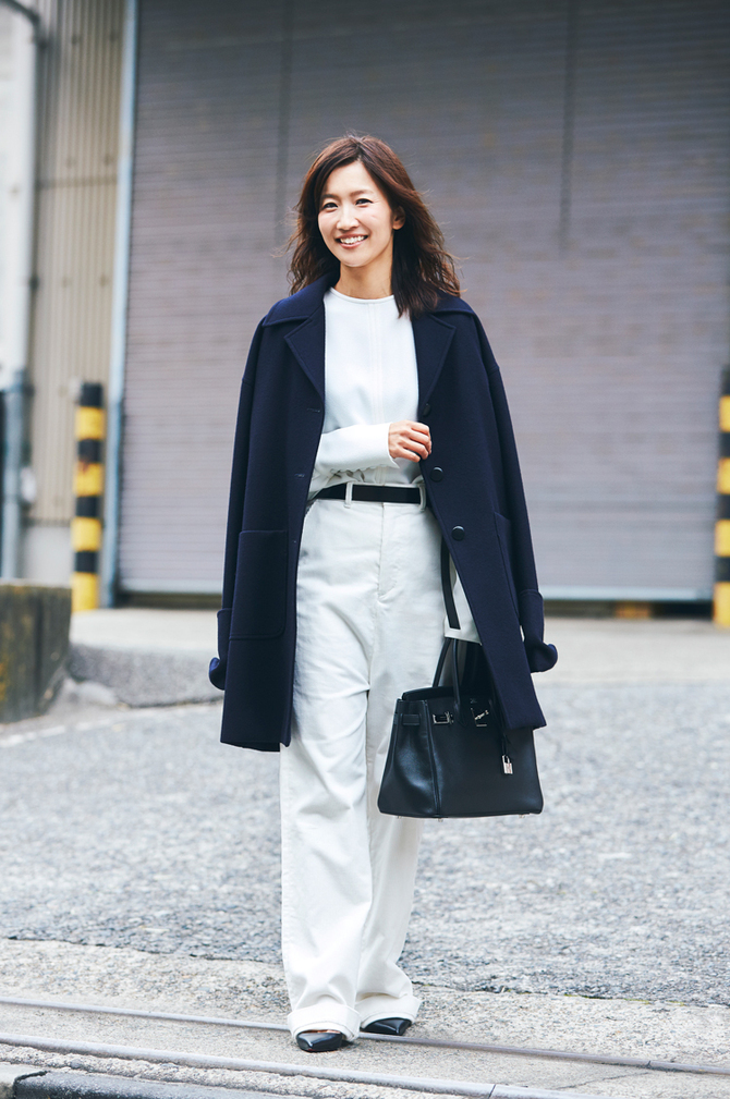 冬の白着こなしスナップ画像