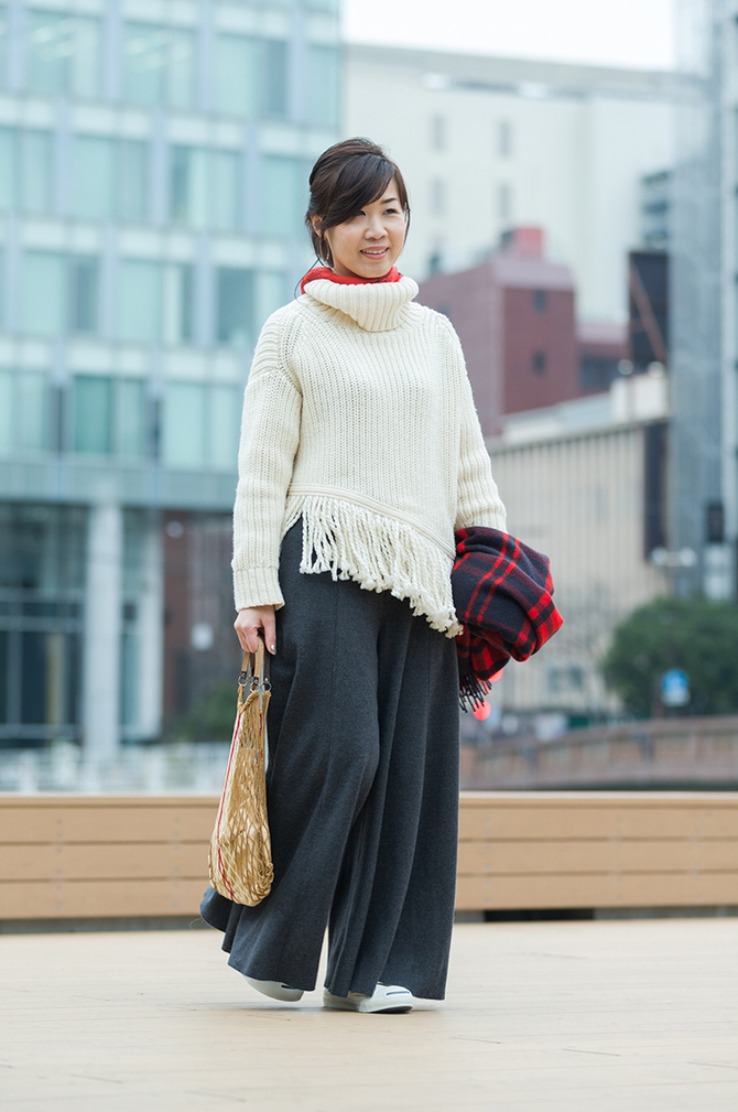 冬の白着こなしスナップ画像
