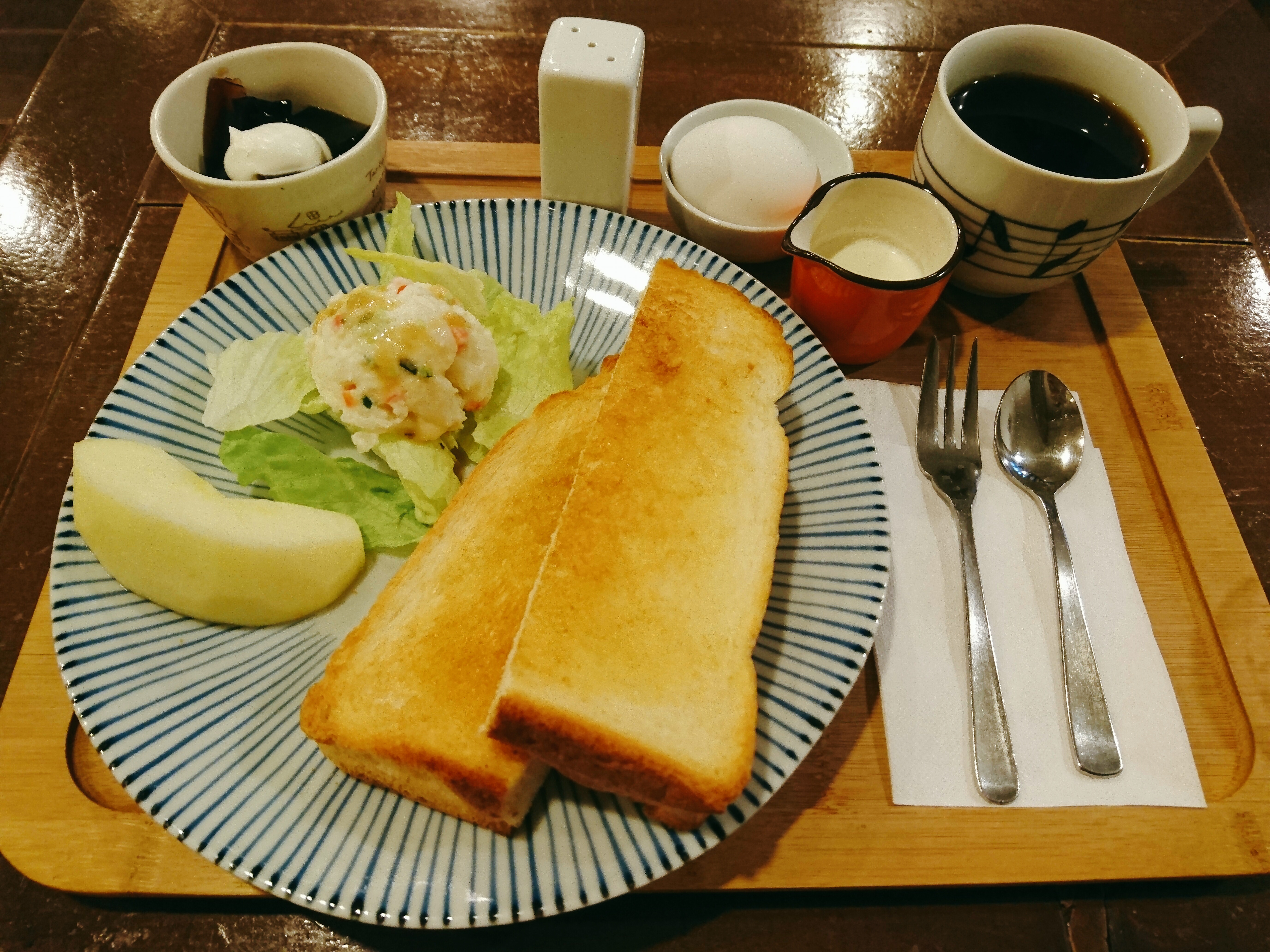 【大阪・堺】こだわりコーヒーとお得モーニングを楽しむ朝時間@DEAR CUP