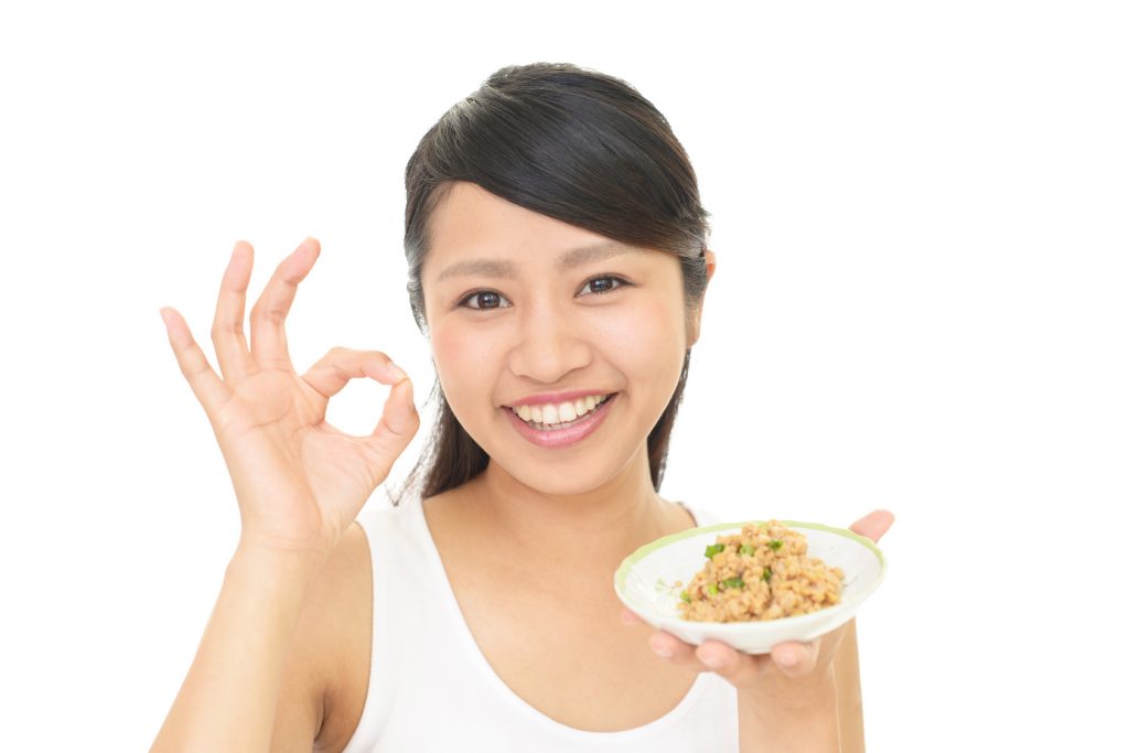 納豆女子_20161124_江口_Fotolia_110957504_Subscription_Monthly_M