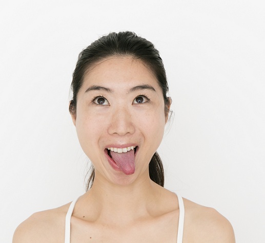 出会いの春!第一印象をきめる「美しい笑顔」になる顔ヨガとは?