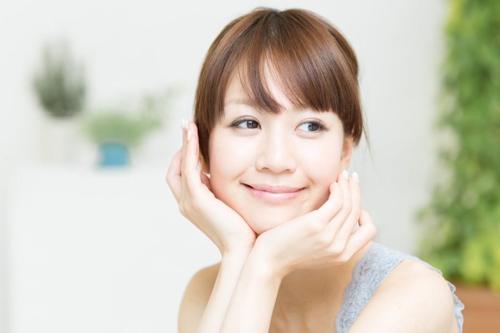 肌の美しい女性_江口_20161205_Fotolia_86262707_Subscription_Monthly_M