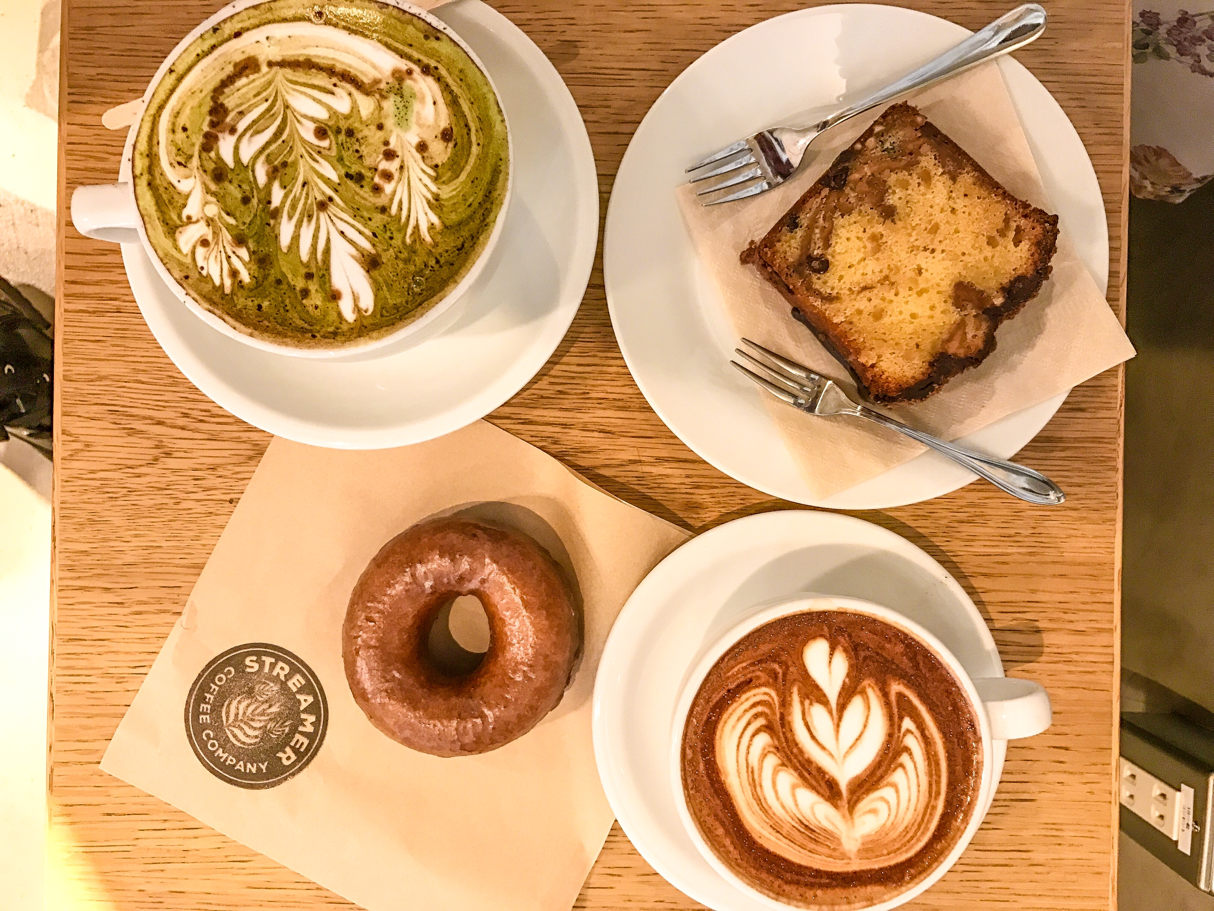 アメリカンな雰囲気が◎世界最高レベルのラテアートを楽しめるお店