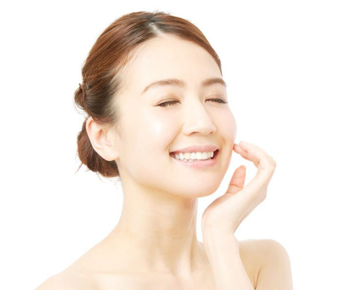 たった1分で差がつく！美肌を育てる「朝の美容習慣」3つ