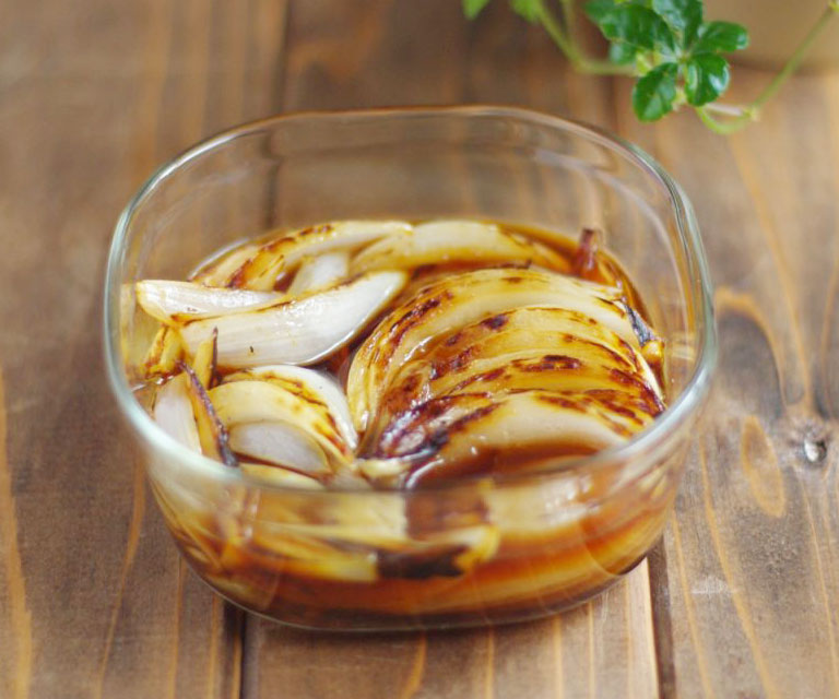 また食べたくなる味！旬野菜の作り置き「新玉ねぎの南蛮漬け」