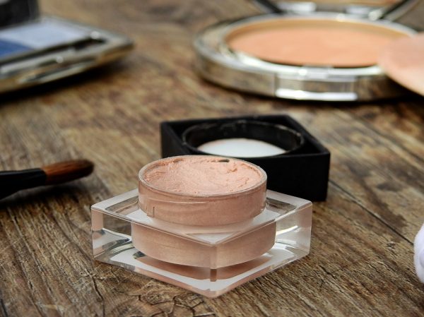 cosmetics-2116383_960_720