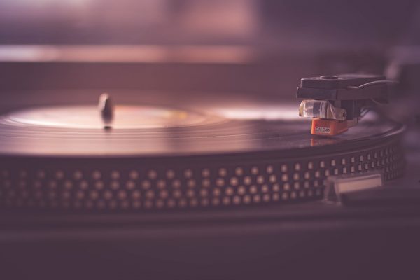 turntable-2154823_960_720