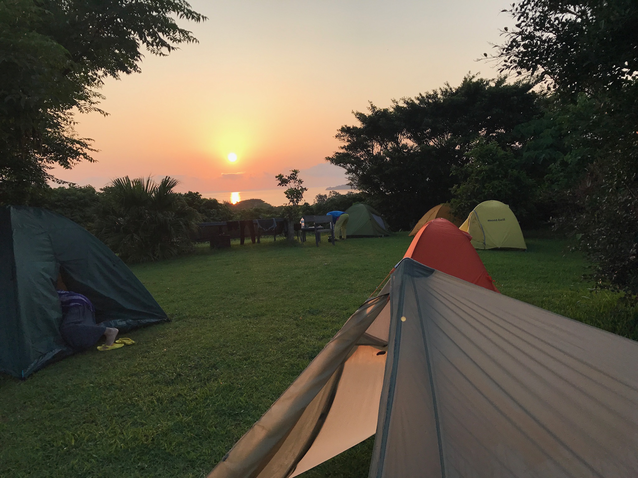 【旅の朝コラム】初の「ひとりキャンプ」in 西表島！ステキな出会いと贅沢な朝時間♪