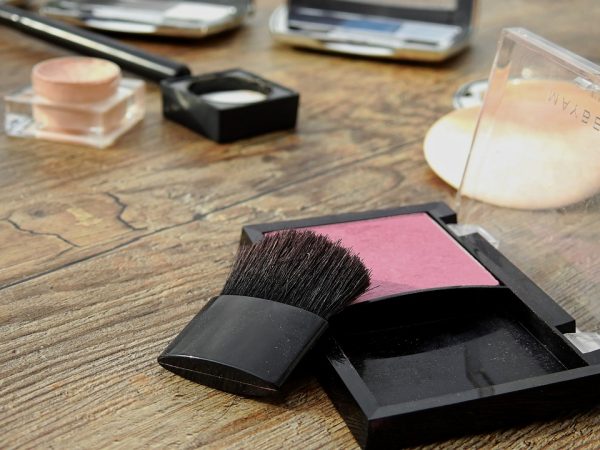 cosmetics-2116381_960_720