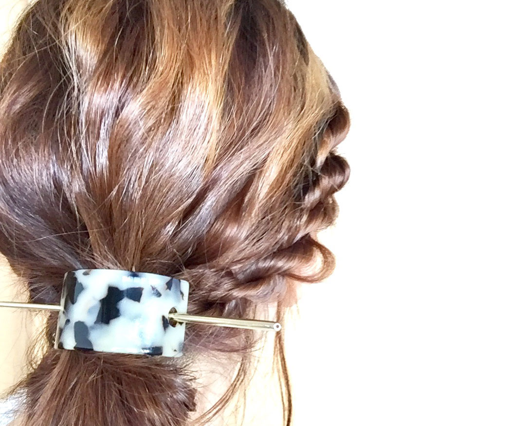 忙しい朝でも簡単！気分が上がる「ロープ編み」ヘアアレンジ術♪